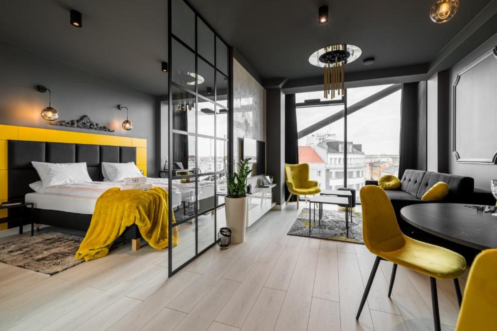 Apartament Q18
